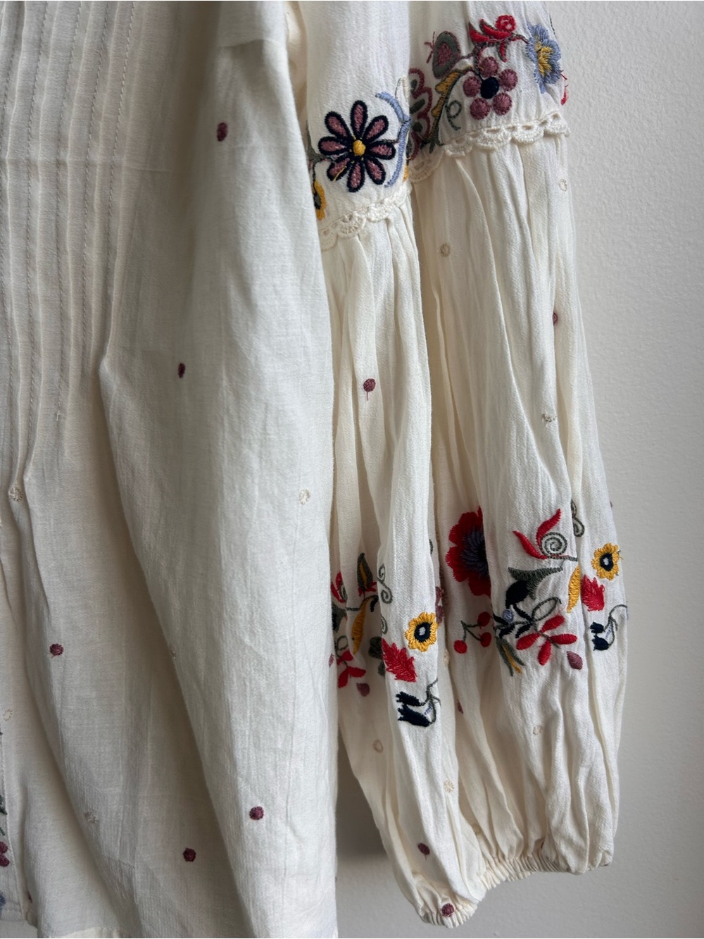 Embroidered V-Neck Balloon Sleeve Top - White with Multicolor Floral Trim - Picture 6 of 8